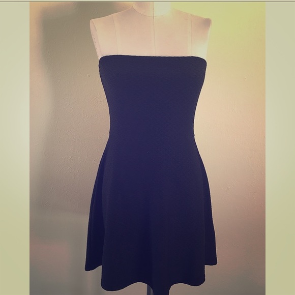 h&m little black dress